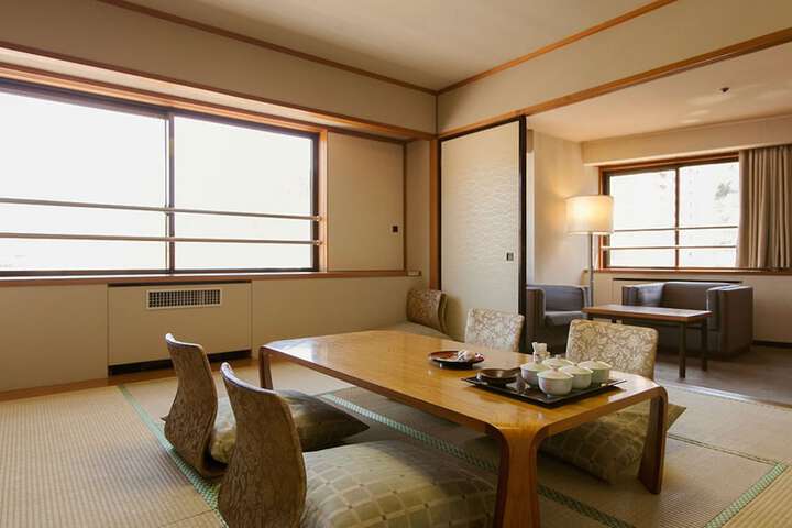 Room 14 of 49