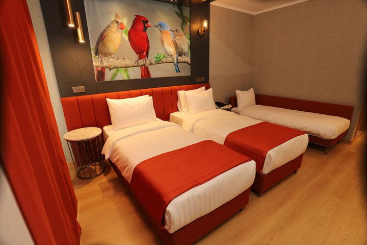 Room 12 of 31