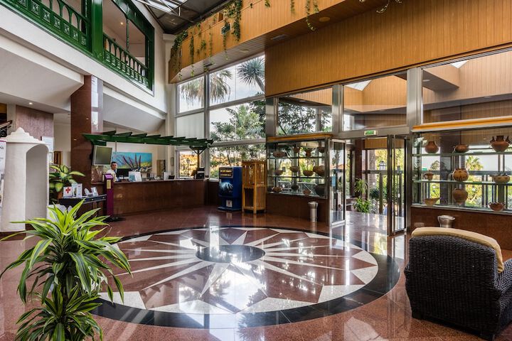 Hotel Lobby