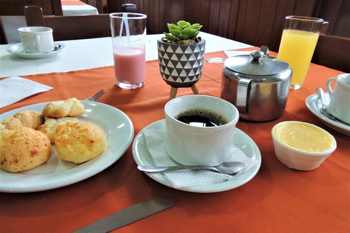 Breakfast/Coffee Service 10 of 16