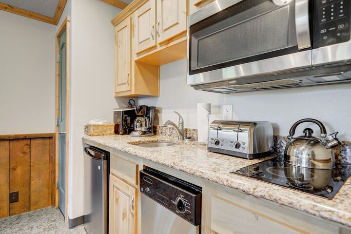 Private kitchenette