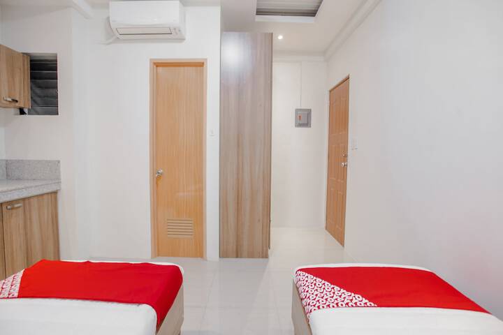 Room 17 of 32