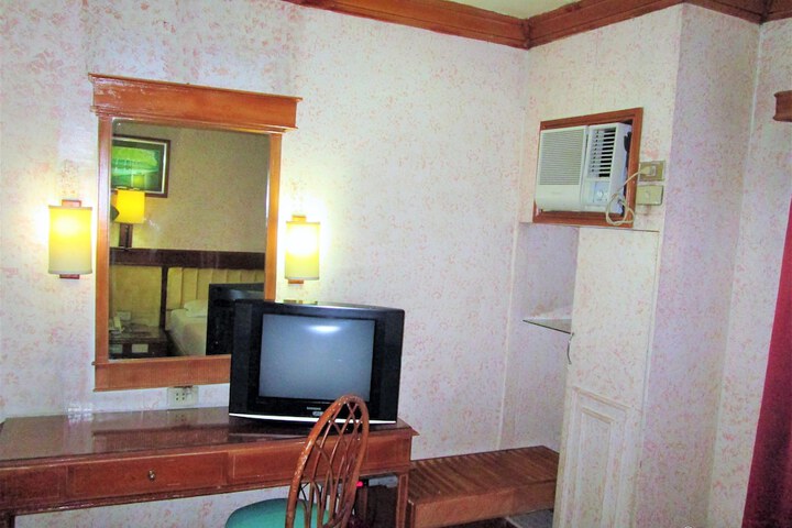 Room 29 of 39