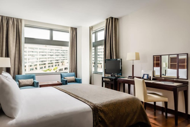 Room 21 of 156