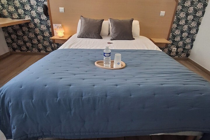 Room 3 of 22