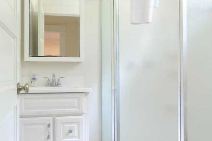 Room 14 of 26