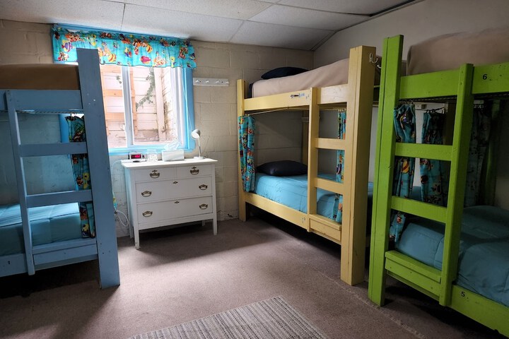 Room 19 of 46