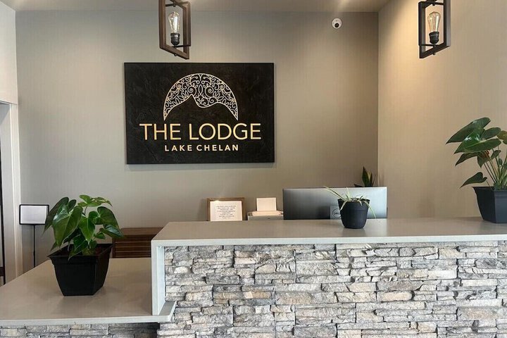 Hotel Interior 6 of 37