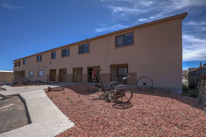 Property Grounds 83 of 119