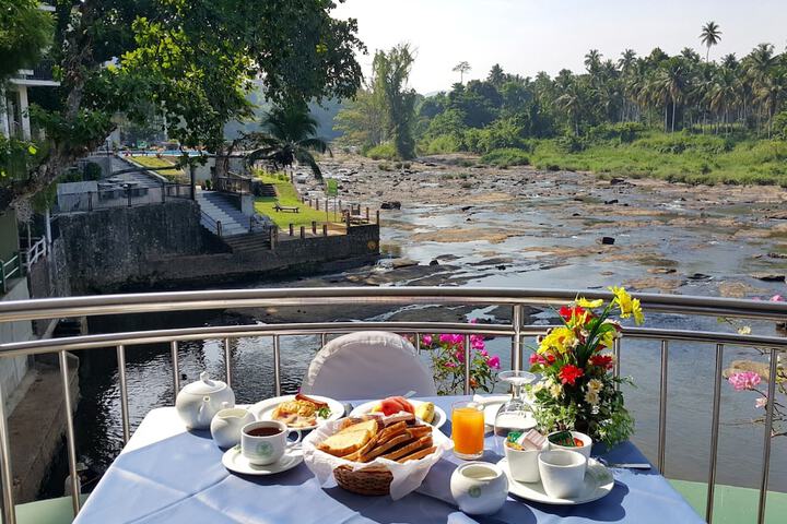 Breakfast/Coffee Service 43 of 48