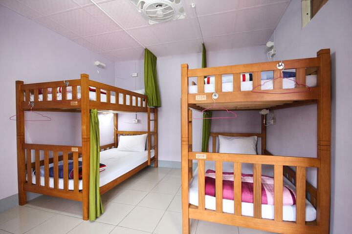 Room 11 of 43