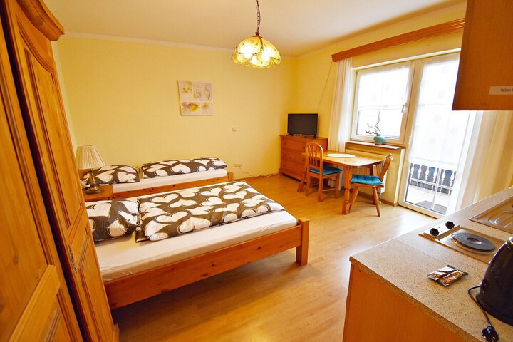 Room 32 of 86
