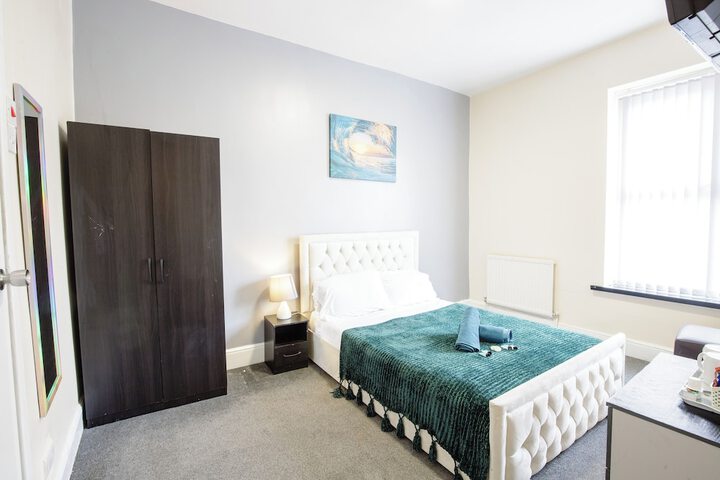 Room 17 of 23