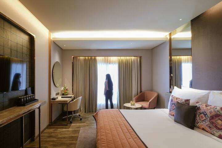 Room 3 of 23