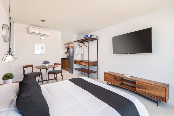 Room 8 of 23