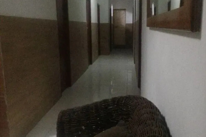 Room 16 of 25