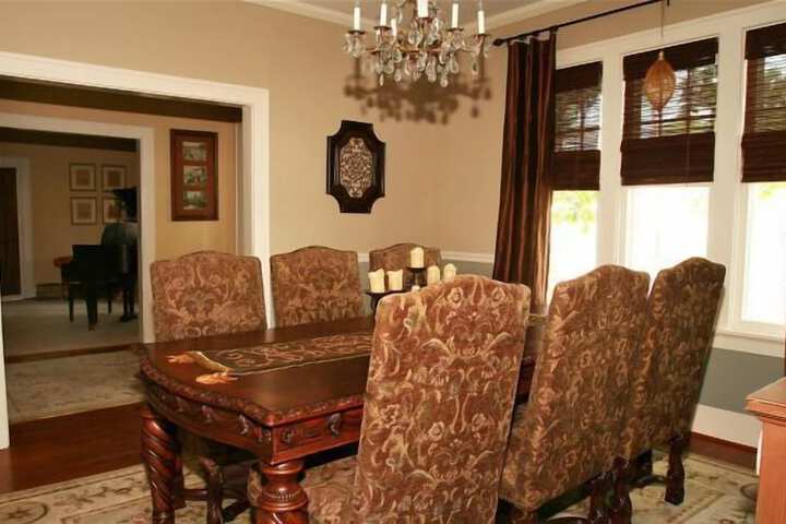 Dining Photos