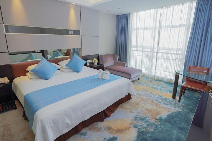 Room 8 of 21
