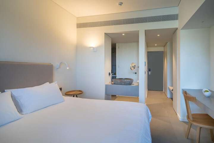 Room 17 of 53