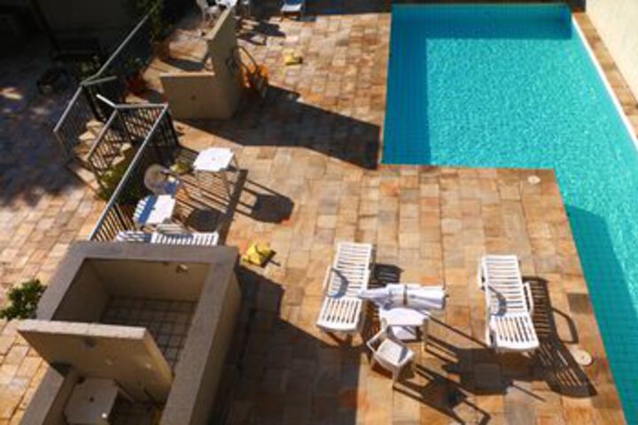 Pool 51 of 58
