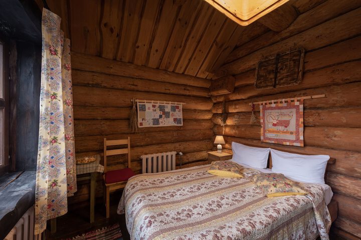 Room 21 of 74