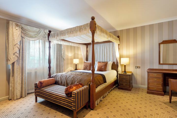 Room 26 of 75
