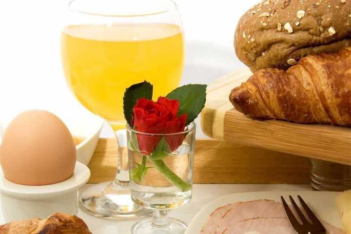 Breakfast/Coffee Service 10 of 10