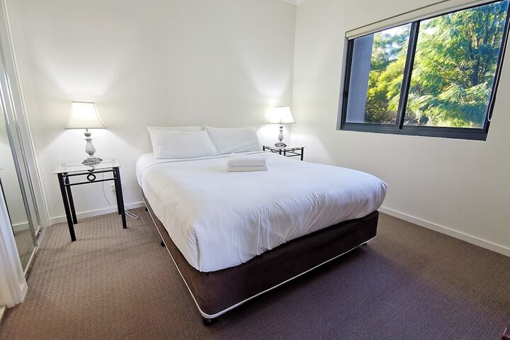 Room 7 of 72