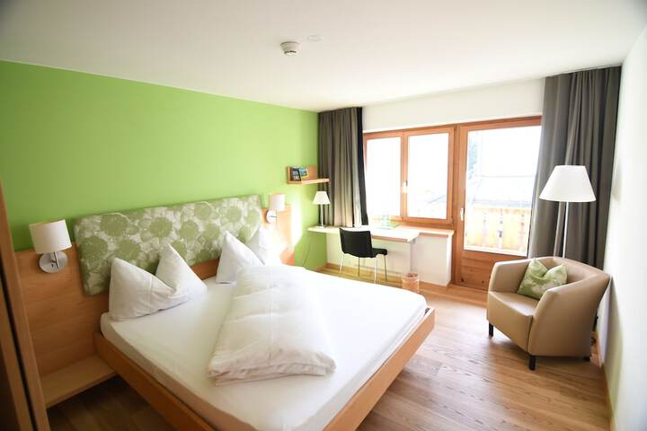 Room 15 of 60
