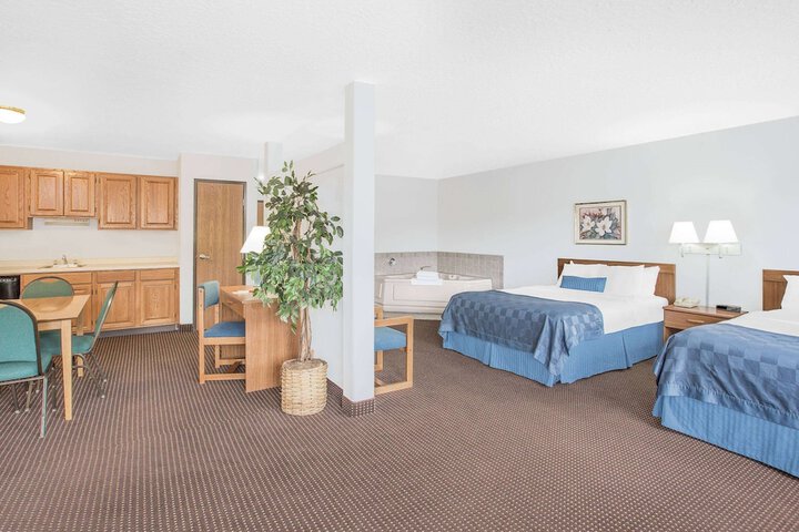 Room 5 of 37