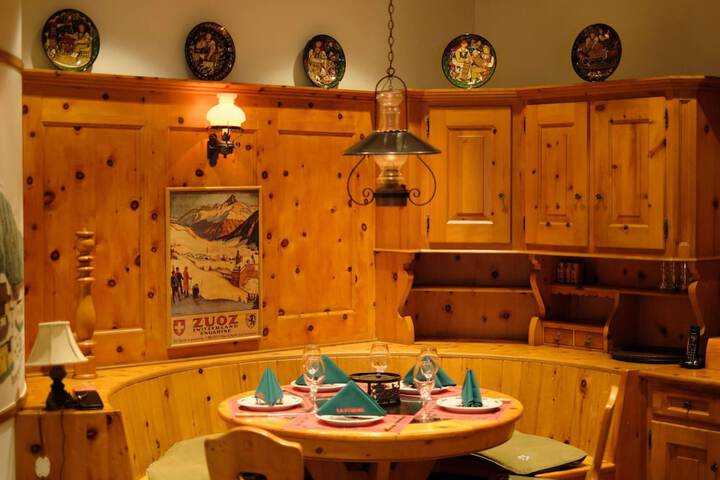 Dining 116 of 140