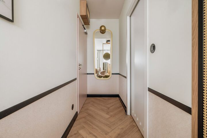 Room 148 of 224
