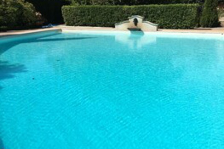 Pool 14 of 22