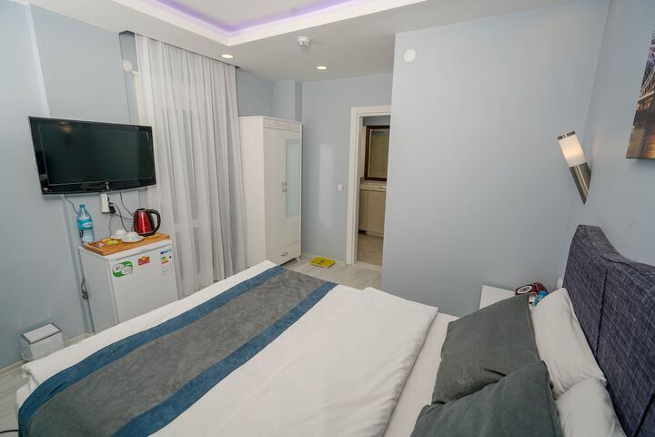 Room 9 of 55