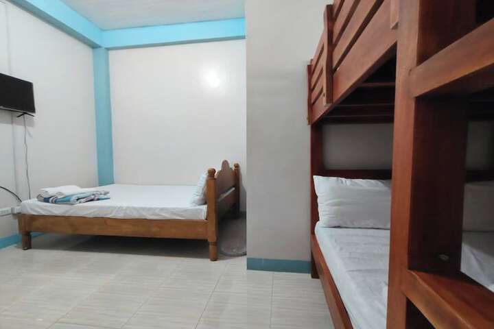 Room 14 of 39