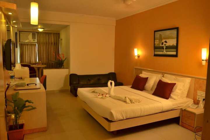 Room 7 of 34