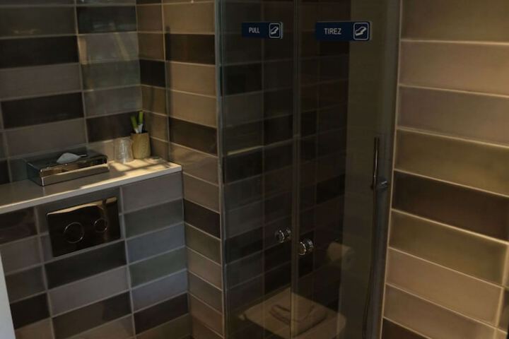 Room 63 of 105