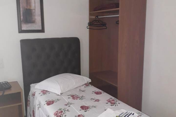 Room 29 of 61