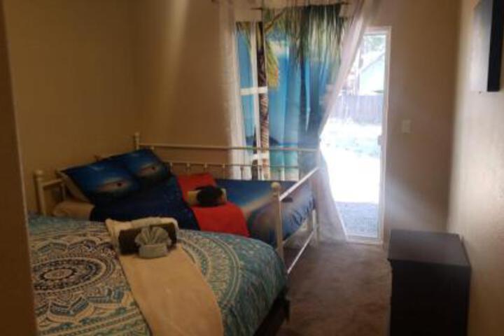 Photo 4
