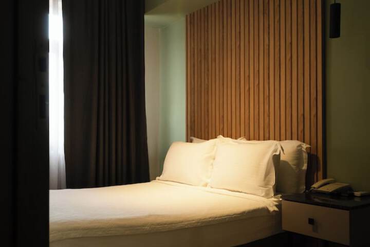 Room 20 of 82