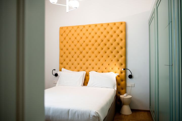 Room 49 of 188