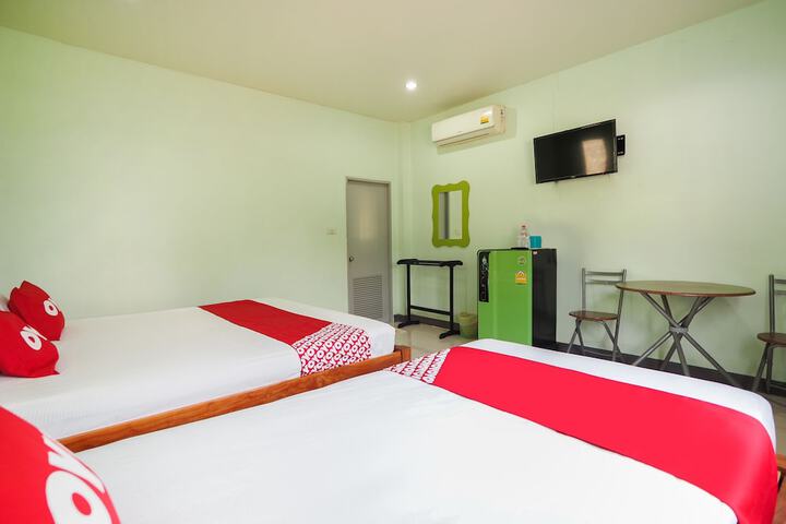 Room 6 of 30