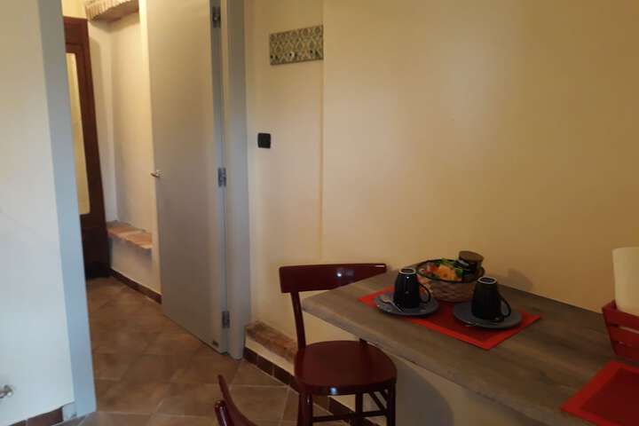 Room 16 of 42