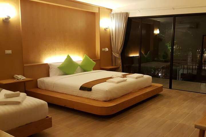 Room 5 of 44