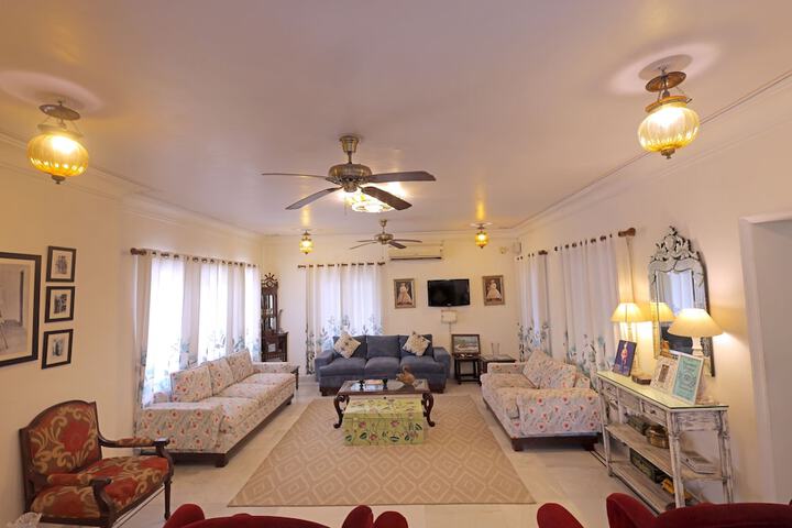 Room 63 of 144