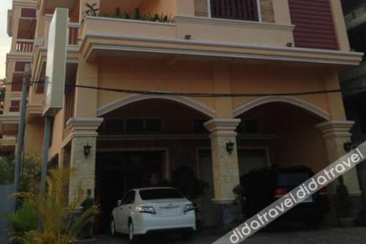 Lotus Diamond Hotel