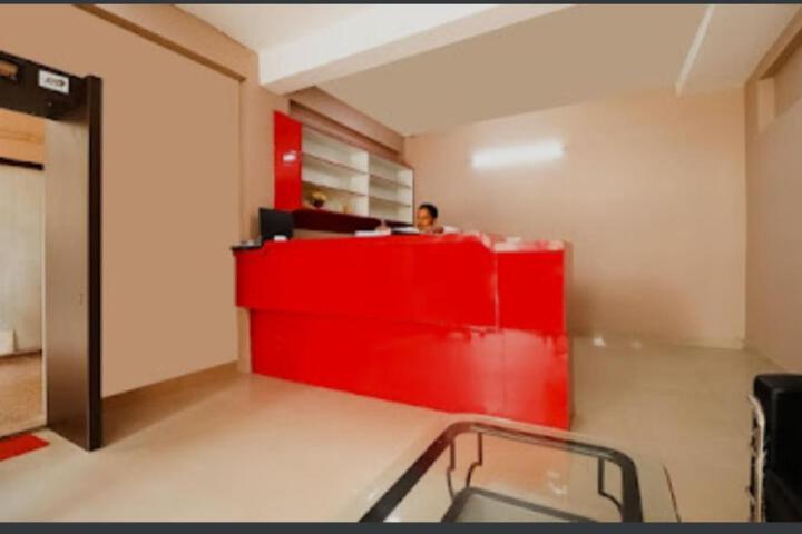 OYO Hotel Royal Orbit Mahipalpur