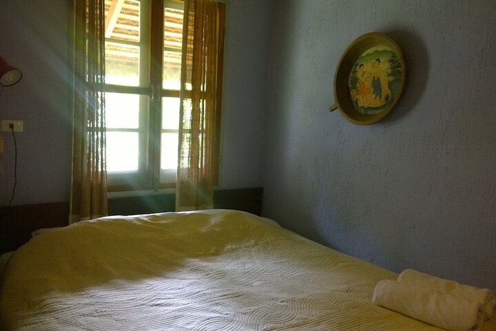 Room 16 of 98