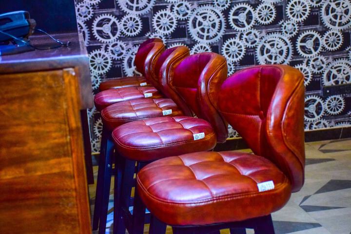 Lounge 58 of 73