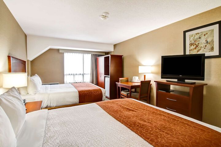 Room 15 of 33